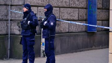 Insp. Przemysław Kozanecki przekazuje obowiązki Komendanta Powiatowego Policji w Gnieźnie