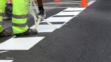 Łubowo inwestuje w bezpieczeństwo: nowa umowa na oświetlenie drogowe za 179 tys. zł!