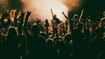 Wieczór Talentów w Trzemesznie: Młodzi Artyści Zachwycili Muzyką i Tańcem