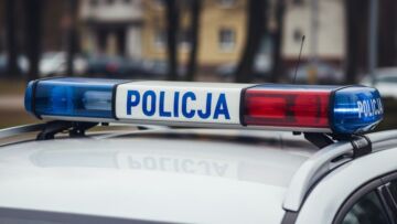 Niechanowo: kradzież w sklepie, policja szuka mężczyzn